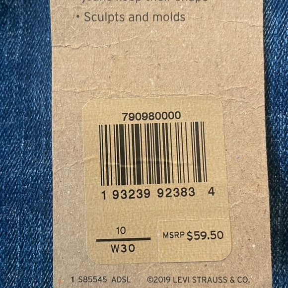 Brand New Levi’s Classic Mid Rise Button Fly Skinny Jeans. Size 10 - Picture 6 of 6